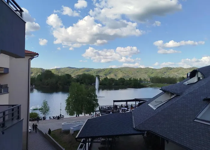 Srebrno Srce 아파트 *